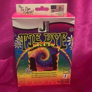 Tie-dye kit new inbox yellow magenta and turquoise Ashe die fixer rubber…